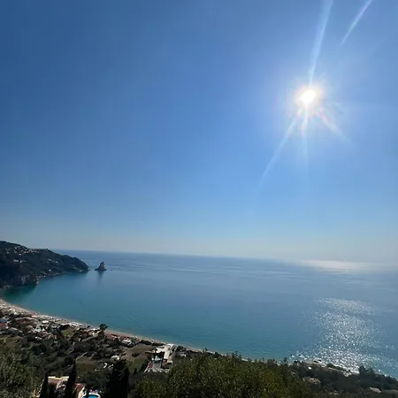 Anna Near The Lejlighed *